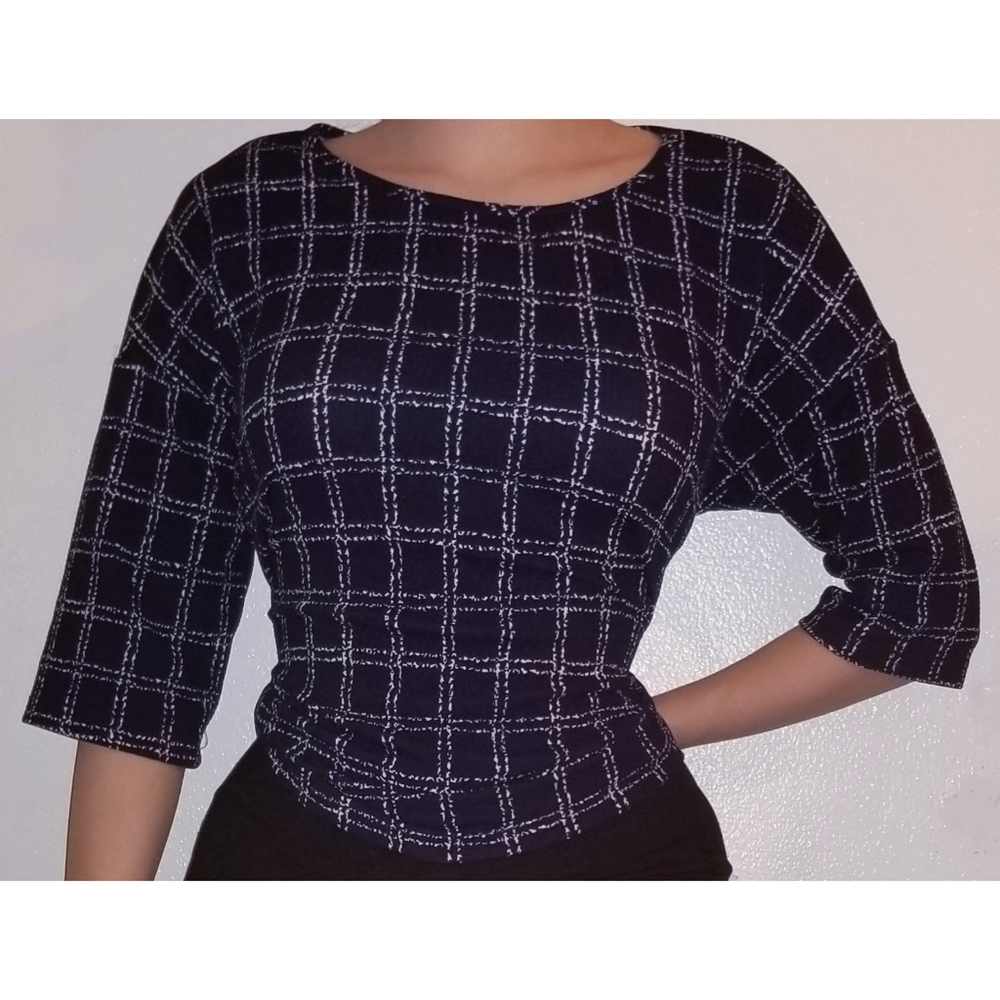 Bobeau Blue Patterened Dressy Shirt Blouse